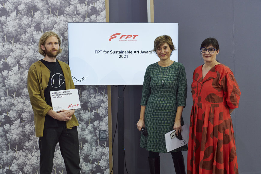LENNHART LAHUIS IS THE WINNER OF THE SECOND EDITION OF THE FPT FOR SUSTAINABLE ART AWARD, PROMOTED BY FPT INDUSTRIAL IN COLLABORATION WITH ARTISSIMA